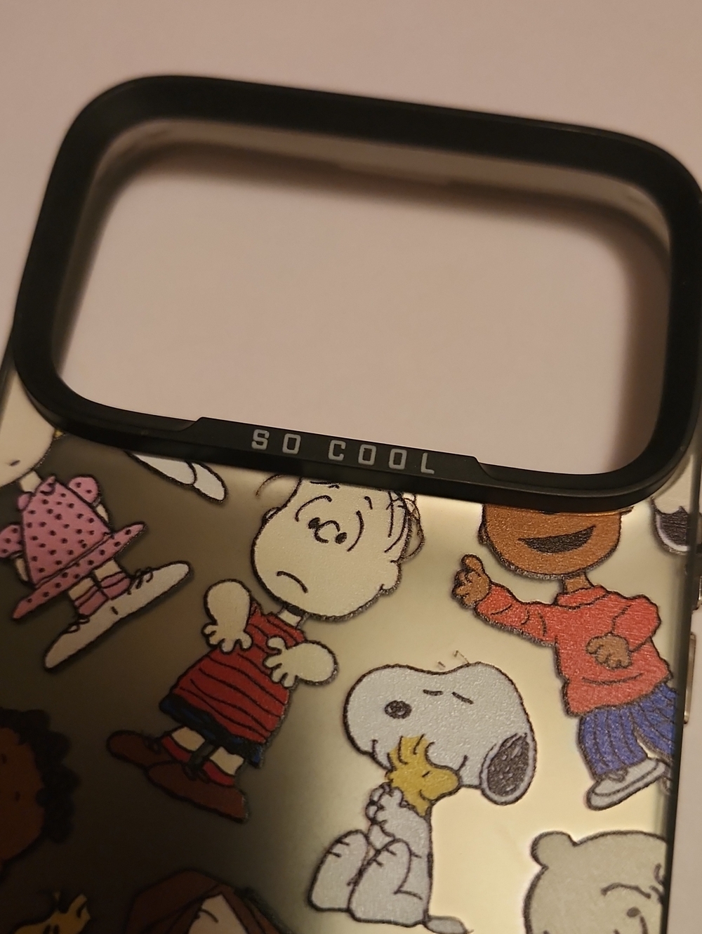 Brand new Apple IPhone 🍎 17 Pro Max Peanuts Snoopy soft Silicone Phone Case - Picture 3 of 6
